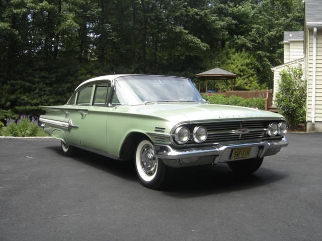 1960 impala 4dr sedan grn 10.JPG